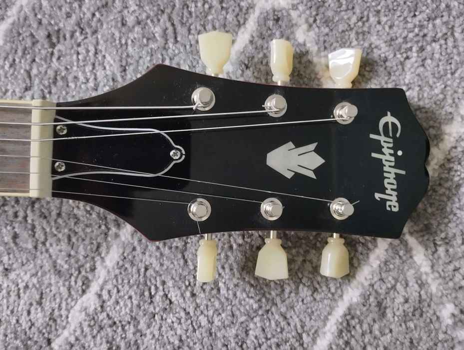 Epiphone SG z Maestro Vibrola