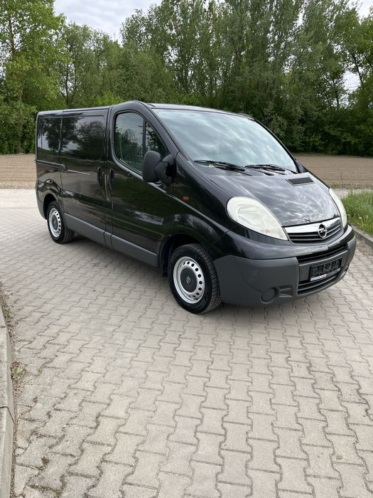 Opel Vivaro 2.0 CDTI faktura VAT