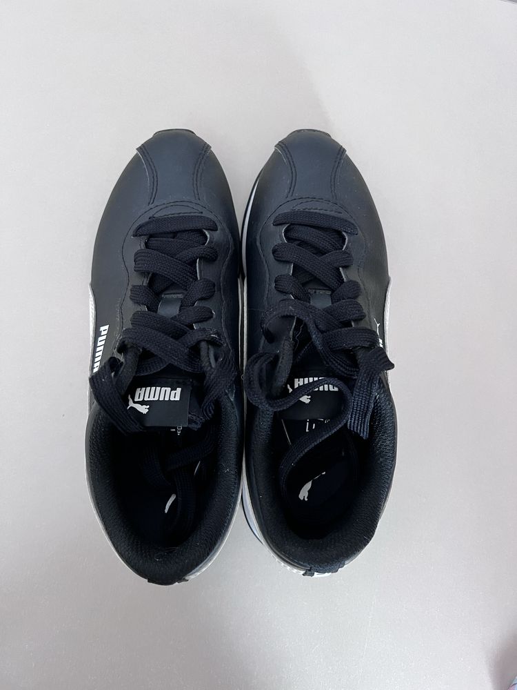 Кросівки Puma 35,5