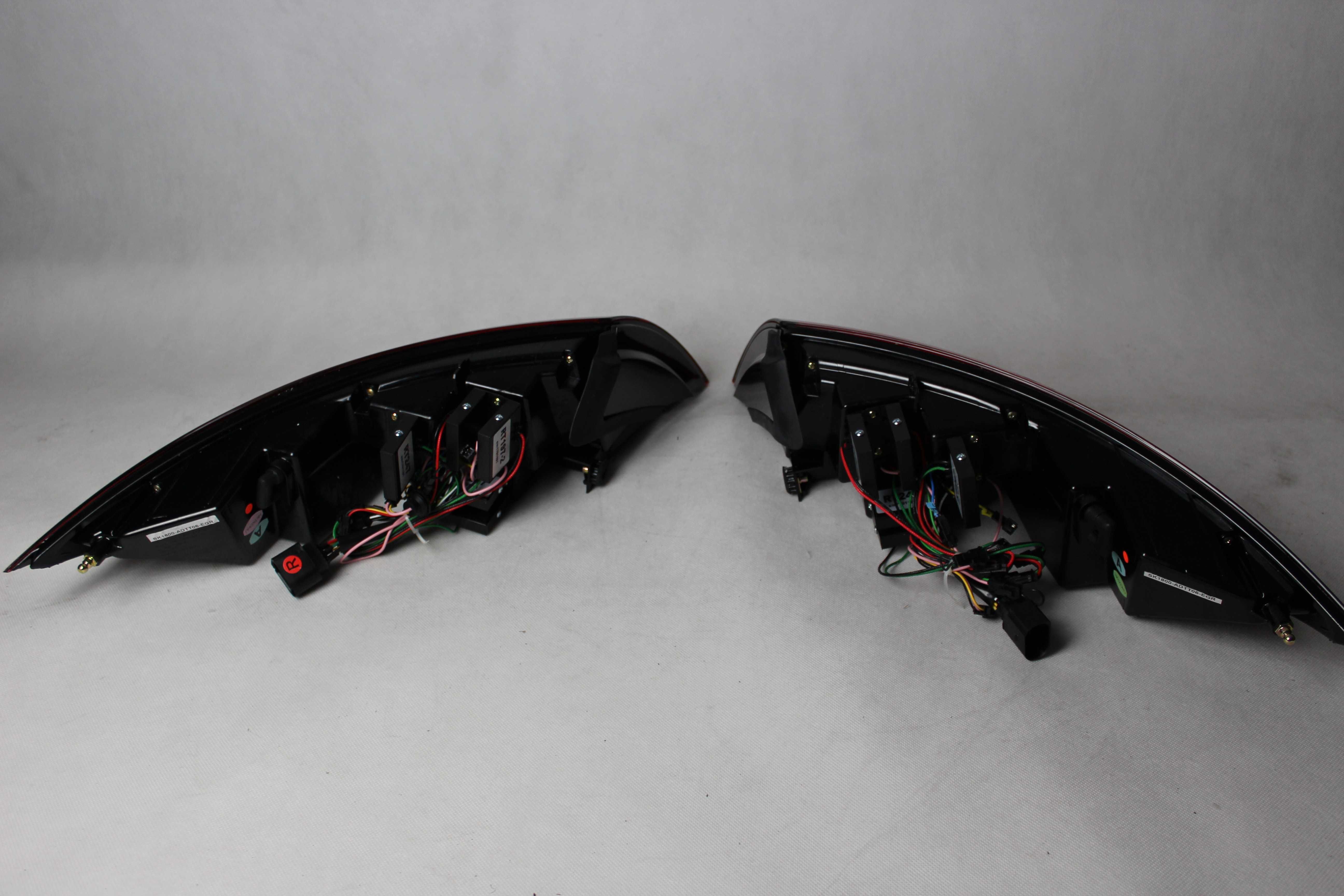 Lampy tylne tył AUDI TT 8J 2 II 06-14 LED BLACK BAR NEON Dynamiczne