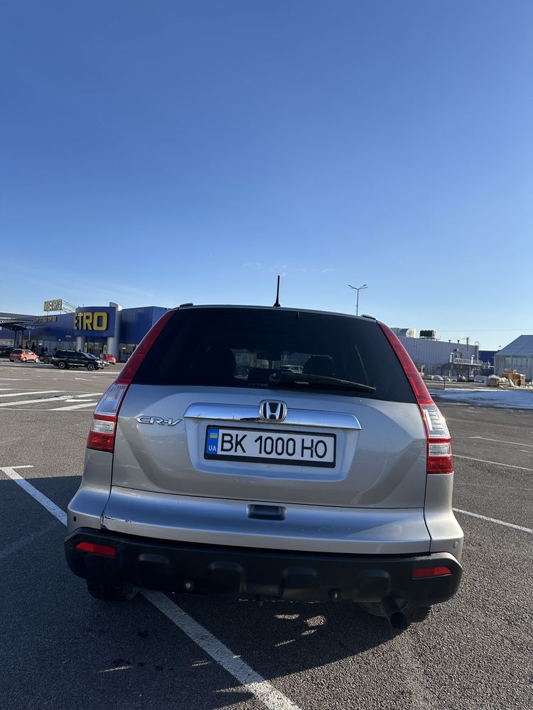 Продам Honda CR-V III
