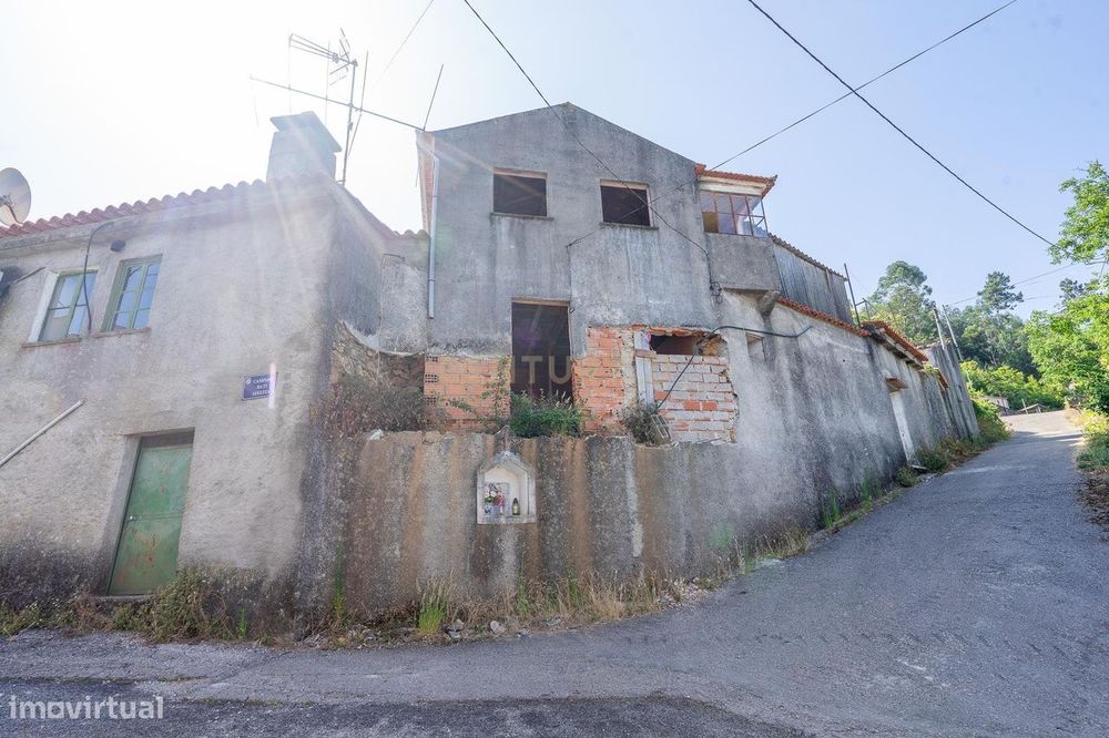 Moradia T1, para Reconstruir, Vila Nova, Miranda do Corvo