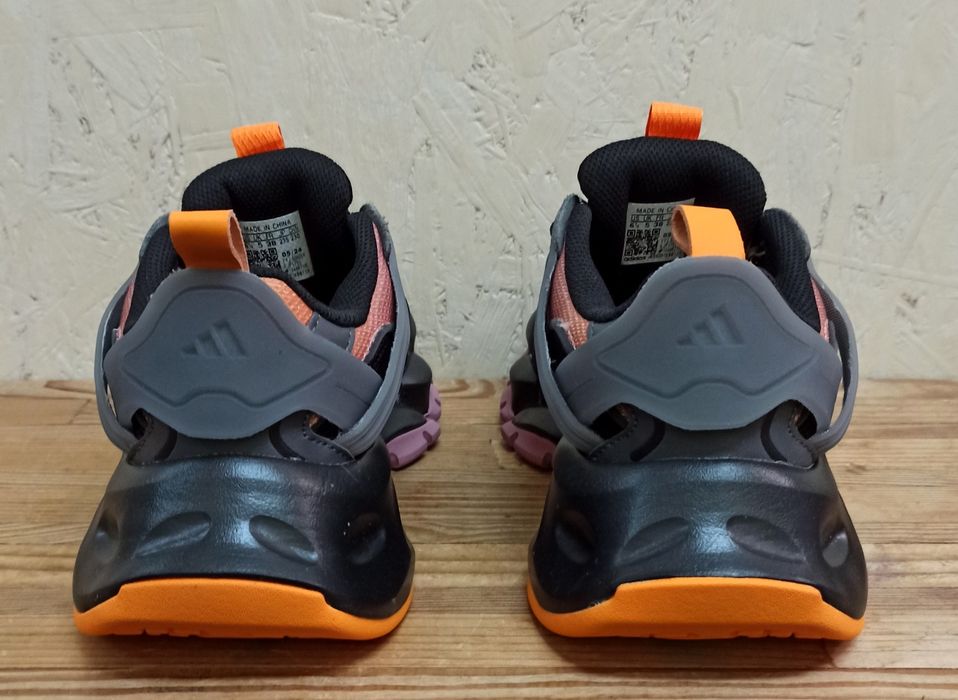 Adidas Vento XLG кроссовки женские брендовые модные в ярких цветах