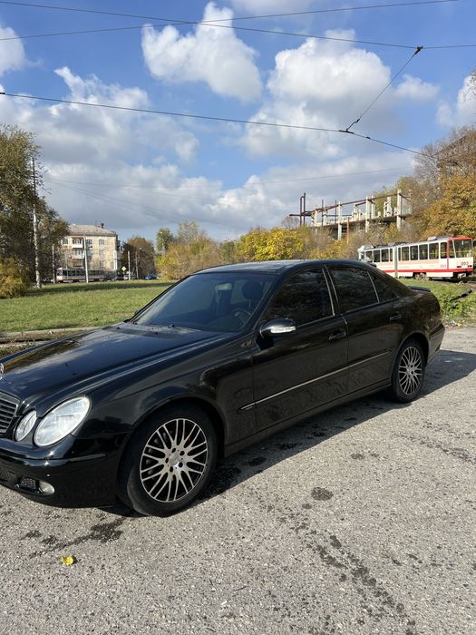 Mercedes-Benz e240 w211