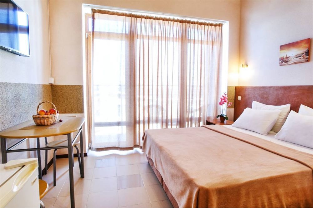 ПРОДАМ отель в Коблево со своим рестораном