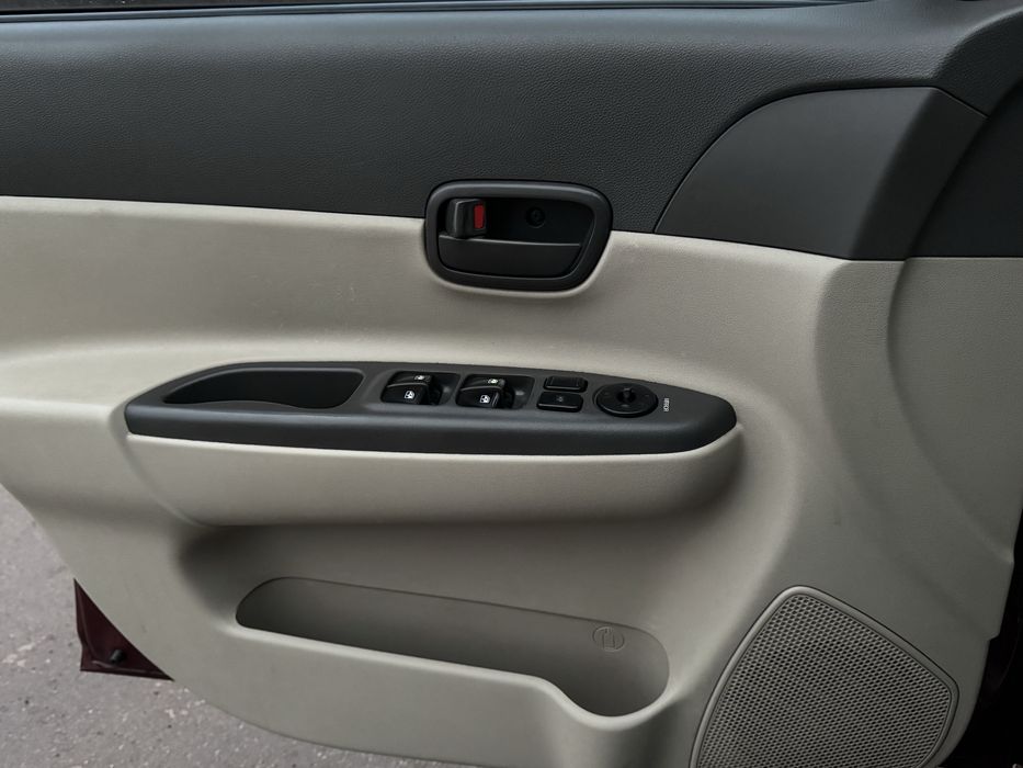 Хундай акцент 2008