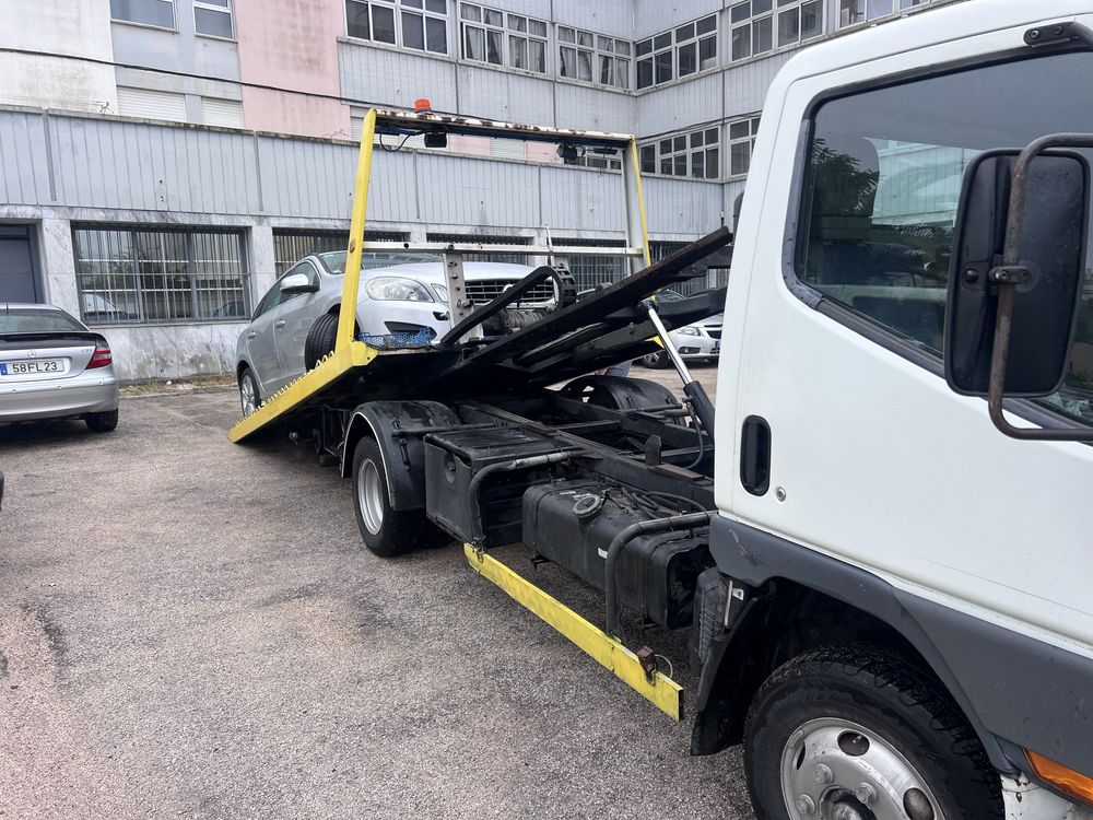 Mitsubishi canter (Pronto Socorro) Pesado