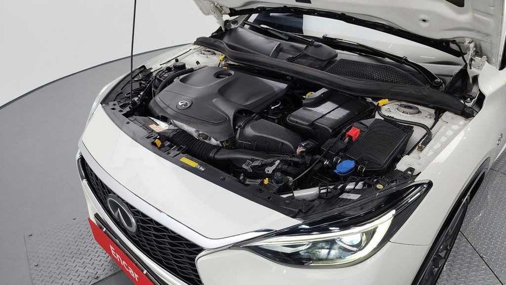 Infiniti Q30 2.0 Premium Sport