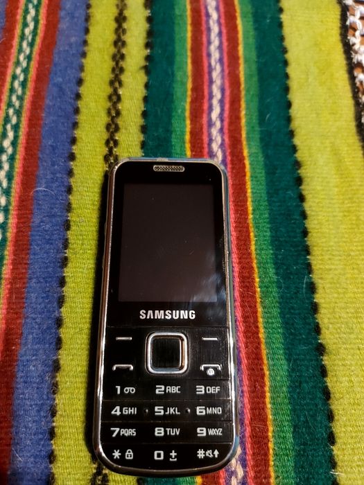 Telefon komórkowy Samsung GT-C3530