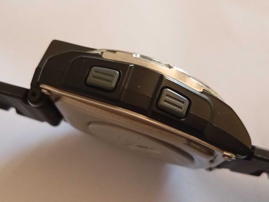 Zegarek Casio WQV-3 - z aparatem