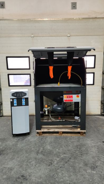 Piaskarka kabinowa PK900EZG powystawowa