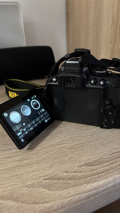 Nikon D5300 w bardzo dobrym stanie, sprzedam w dobre ręce!
