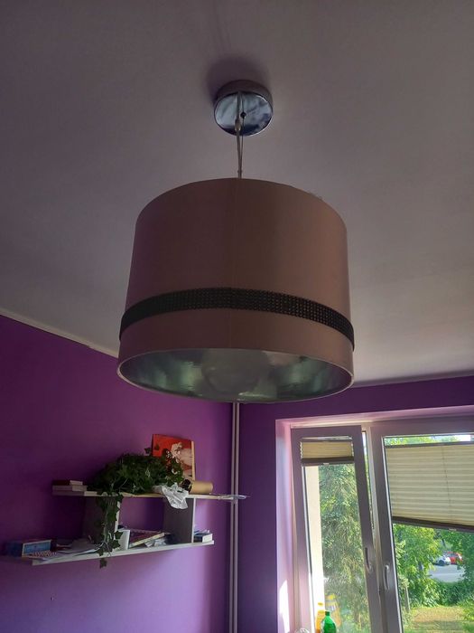 Lampa wisząca z żarówką