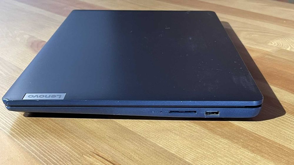 ноутбук 15.6 FHD/i5-1235U/Iris® Xe/16Гб DDR4/512Гб ssd