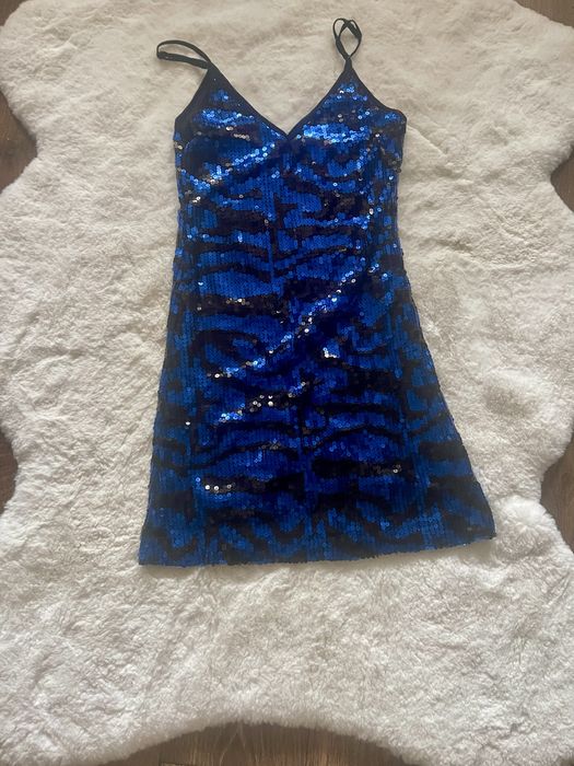 Нарядные платье Bershka, Guess! Оригинал!