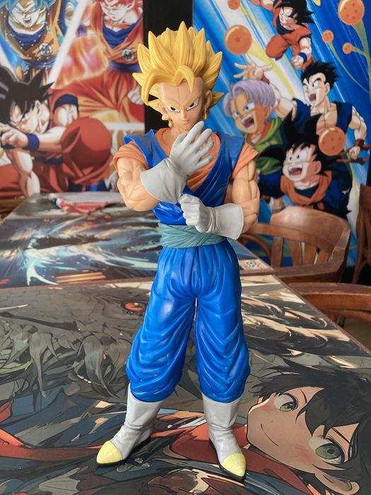 Figuras Son Goku tamanho médio