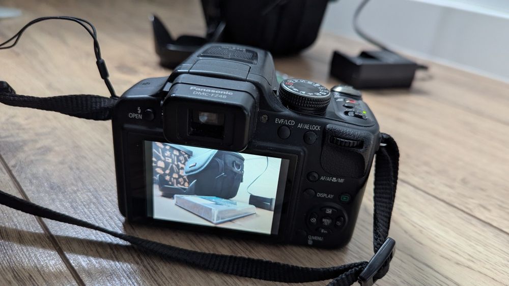 Aparat Panasonic Lumix DMC FZ48 12 Mpx 1080p 24x stan bardzo dobry