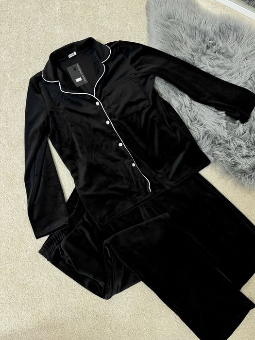 Тепла Жіноча піжама велюва НОВА!