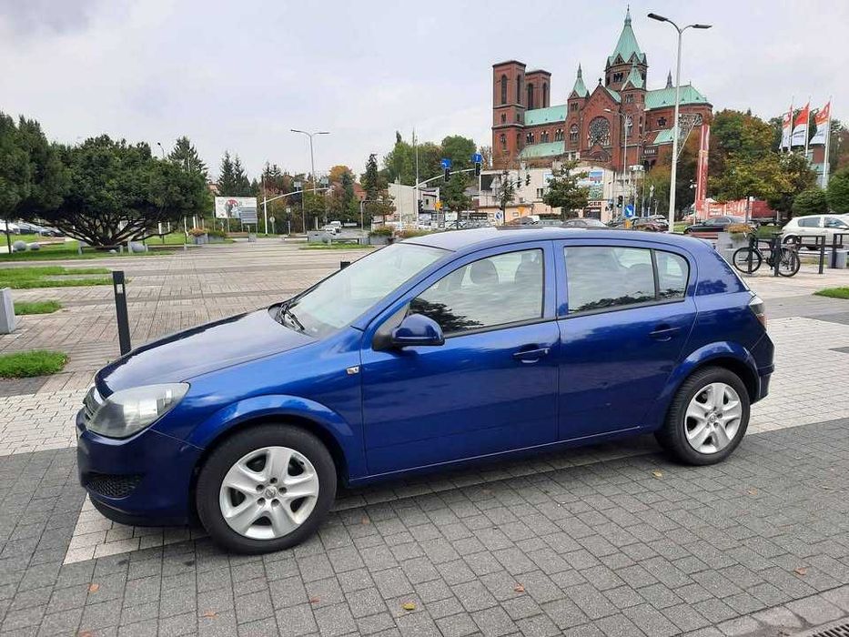 Opel Astra 1.4 Gaz. Rok 2010