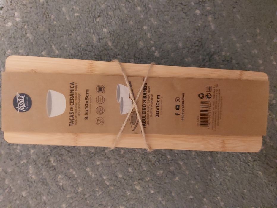 Conjunto 3 taças cerâmica para aperitivos e tabuleiro de bambu NOVO