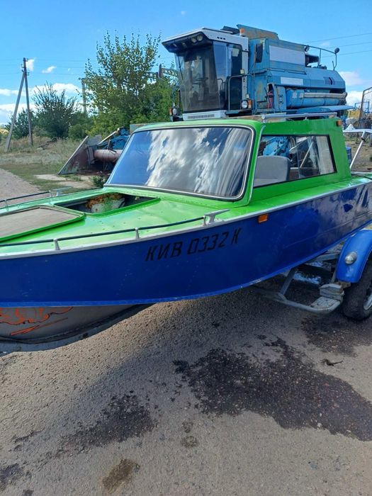 Моторна лодка Прогрес - 4 з мотором Tohatsu 50 к.с.