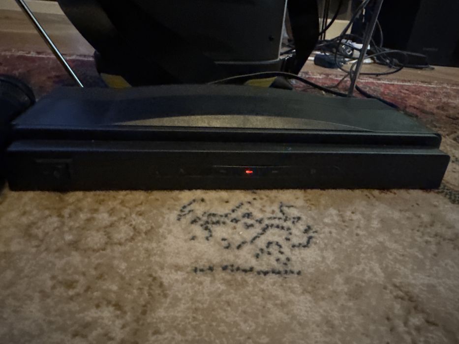 Quer KOM0875  zestaw głośnikowy z funkcją karaoke.