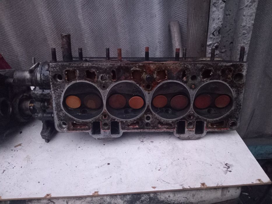 Головка на Таврія и Славуту