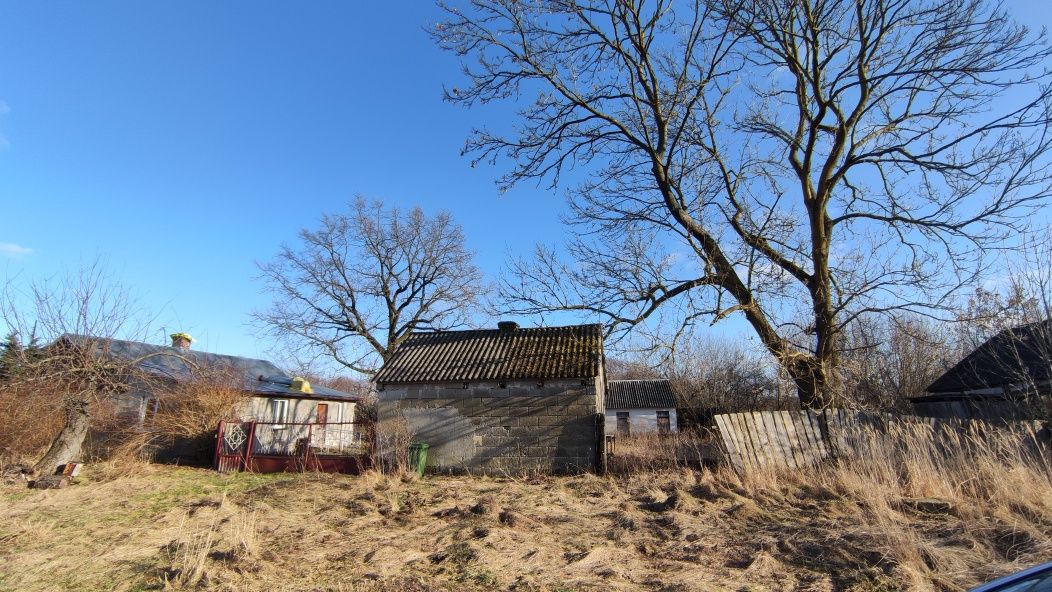 Siedlisko działka rolno-budowlana dom i budynki gospodarcze