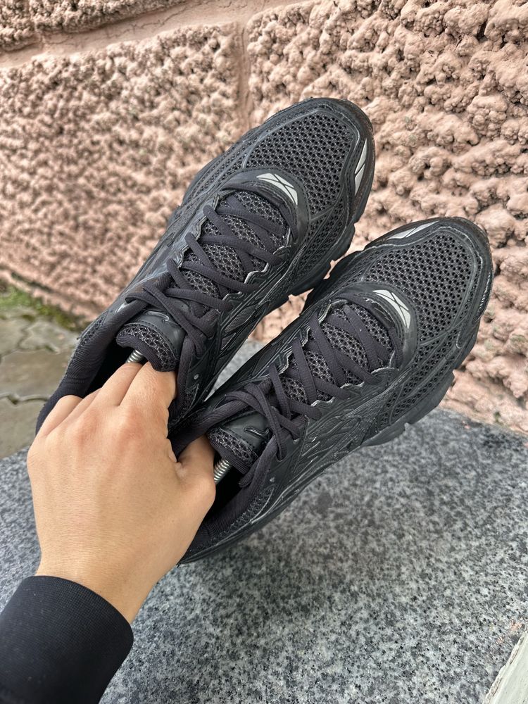 Mizuno Wave Creation 19 кроссовки оригинал 43 размер