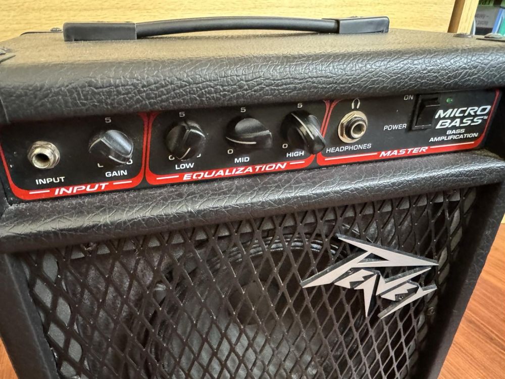 Комбопідсилювач для басс гітари Peavey Micro Bass