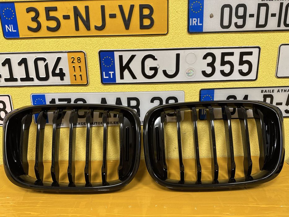 Решітка радіатора ніздрі BMW X3 X4 G01 G02 2018-2021 чорний глянець