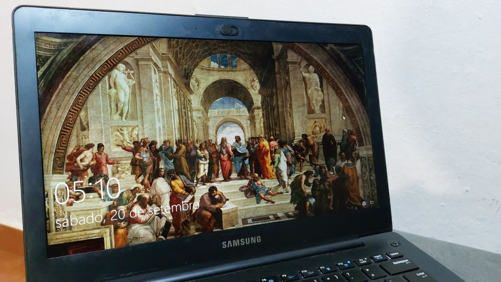 Samsung Notebook 730U a funcionar