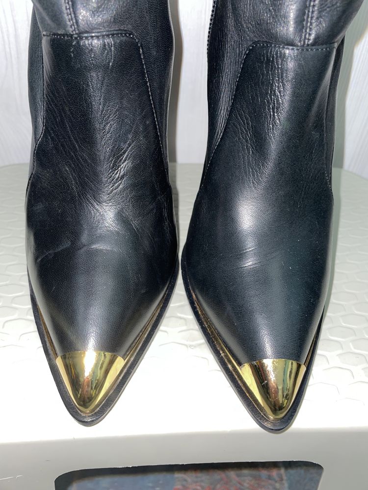 Versace оригинал Италия ботильйоны ,ботинки сапоги ботінки  р.37