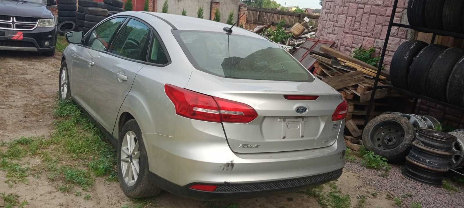 Разборка запчасти шрот Ford Focus Se 2017 год 2.0 бензин америка