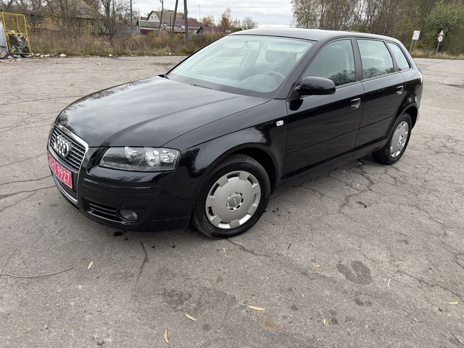 Ауді А3 1.6 бензин