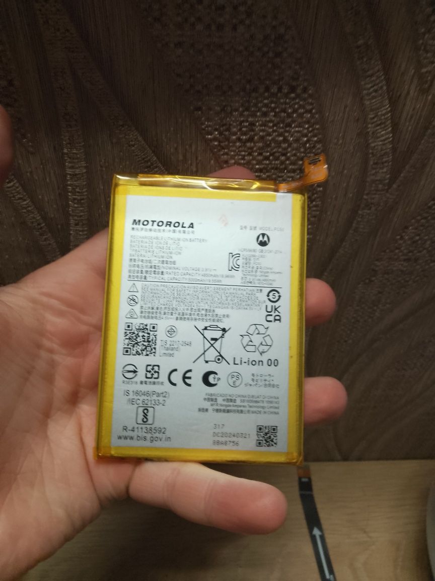 Запчастини на телефон MOTOROLA G14