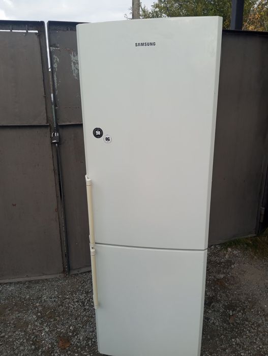 Срочно Холодильник Samsung No Frost