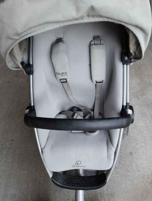 Carrinho de Bebé Quinny