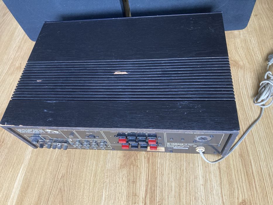 Amplituner Yamaha CR-420 vintage