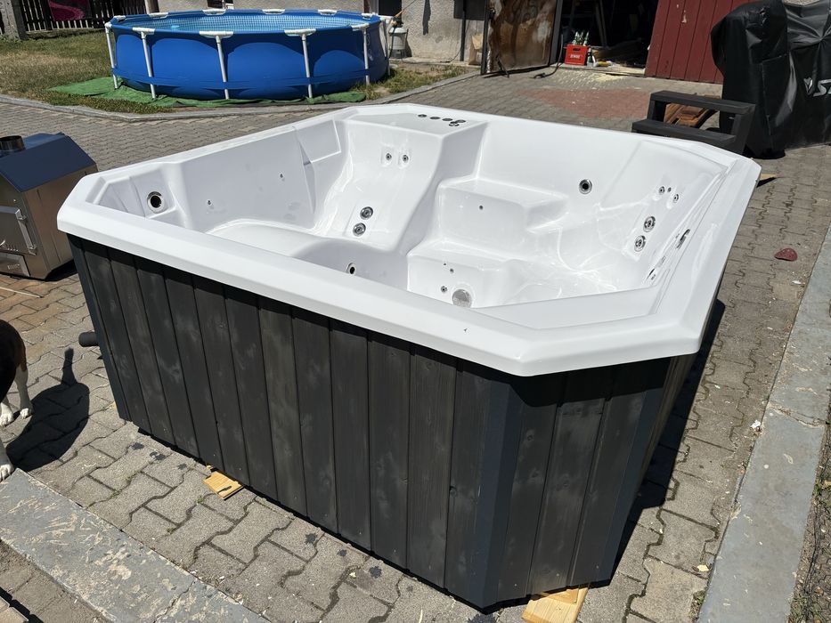 Jacuzzi ogrodowe balia