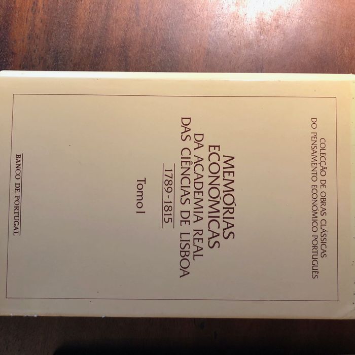 Memórias Económicas