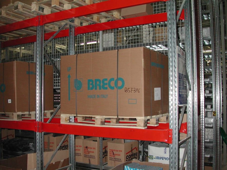 Продаж палетних стелажів зі складу, Консольні та фронтальні стелажі