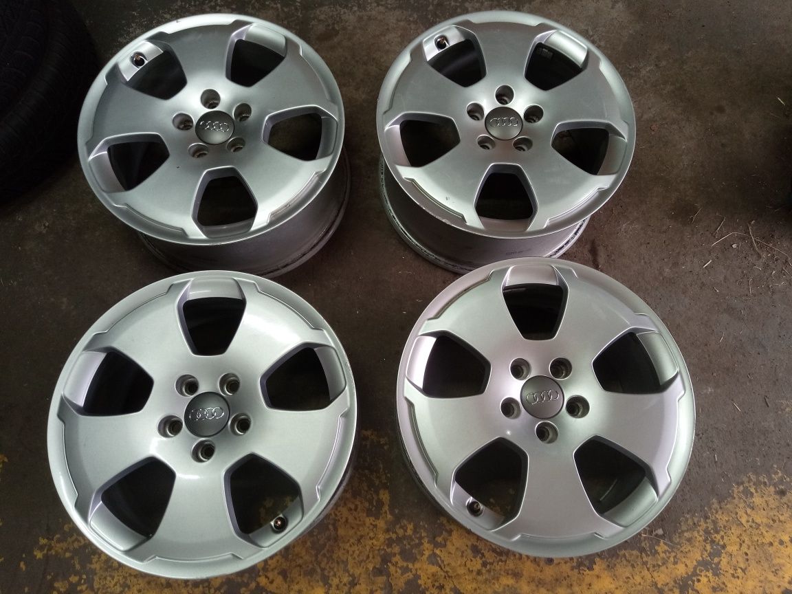 Felgi 17" Audi A3-8P VW Sharan T4 inne