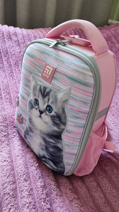 Шкільний портфель