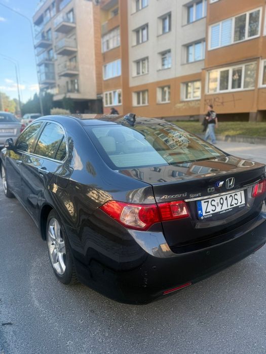 Honda Accord VIII executive 2.0 benzyna OC i przegląd 22.11.2026