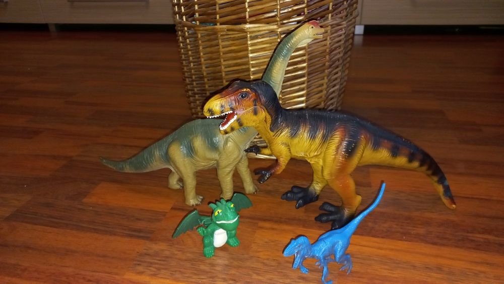 Набір лот динозаврів ELC MCDONALD'S дракон динозавры