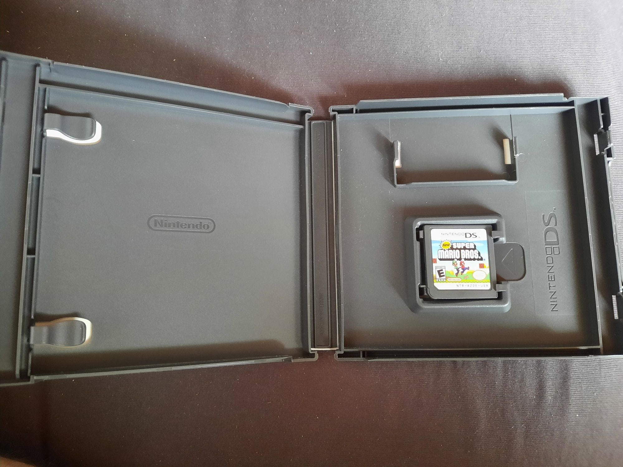 Nintendo DS New Super Mario Bros