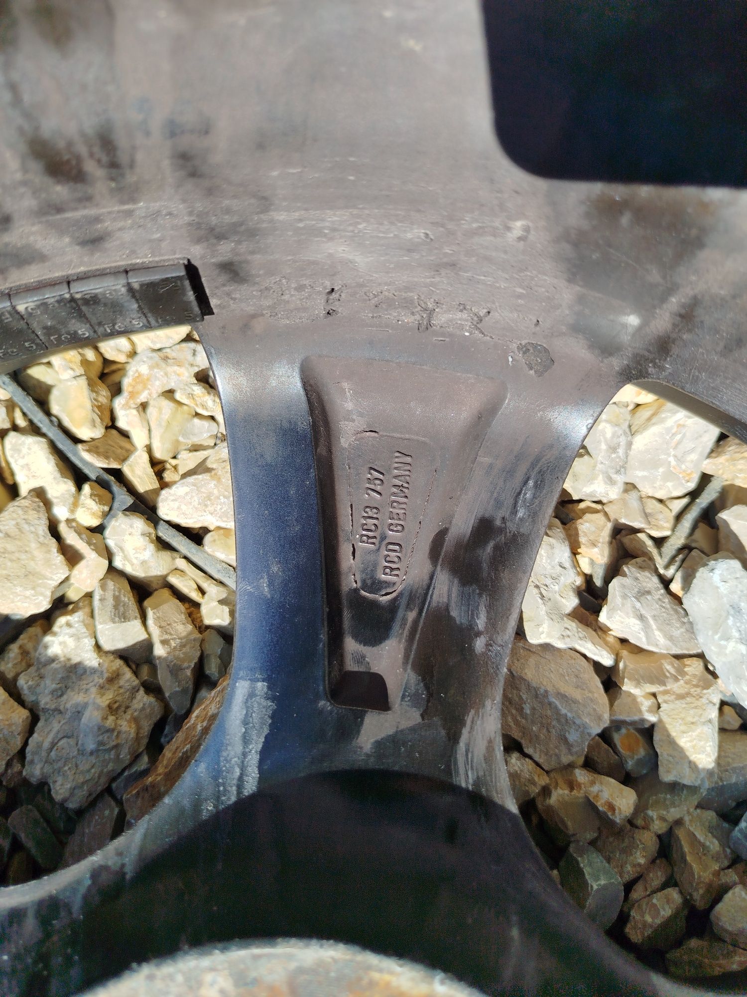 Felgi Aluminiowe 4x100 17 7.5J ET 45 Renault
