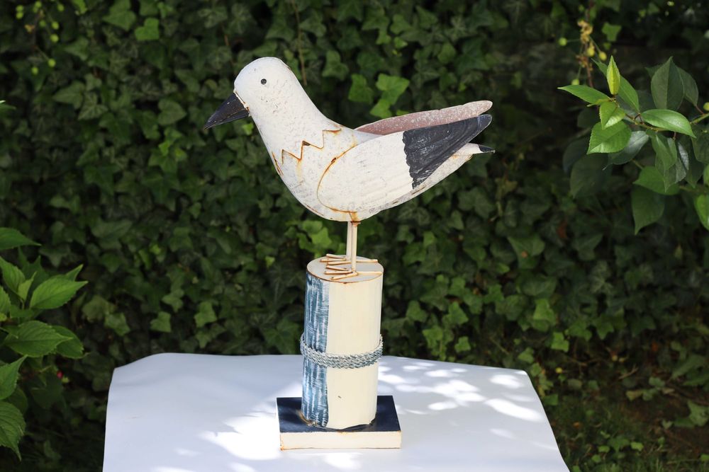 Metalowy ptak figurka do ogrodu Mewa