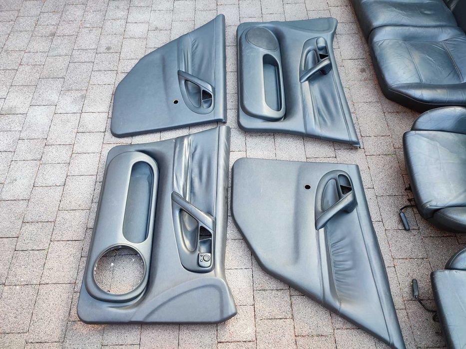 Boczki Drzwi Skóra VW Polo 6N